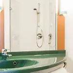 Hotel Ibis Centre Marlborough Street 2*