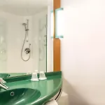 Ibis Centre Marlborough Street Hotel