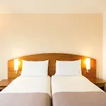 Ibis Centre Marlborough Street