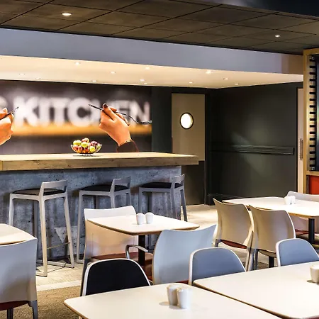 Ibis Leeds Centre Marlborough Street Hotel 2*