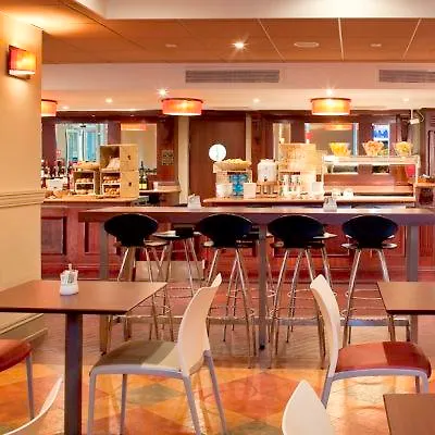 Ibis Centre Marlborough Street 2*