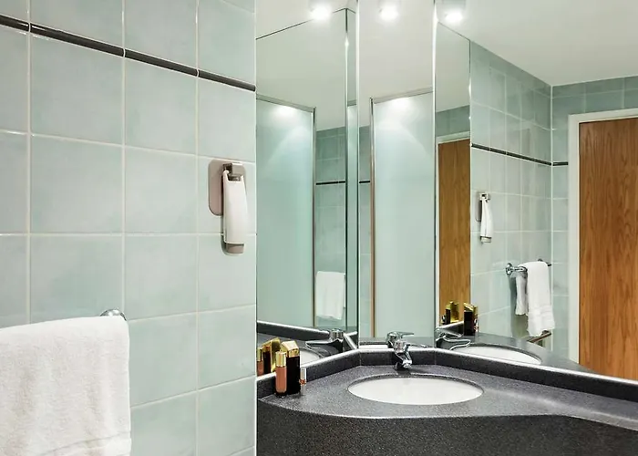 Ibis Centre Marlborough Street 2*