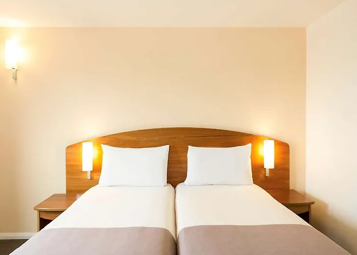 Ibis Centre Marlborough Street