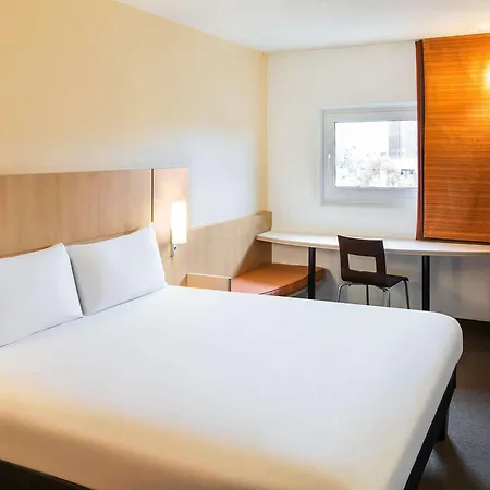 Ibis Leeds Centre Marlborough Street 2*