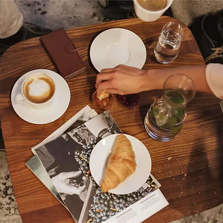 Ibis Centre Marlborough Street Hotel 2*