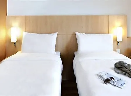 Ibis Leeds Centre Marlborough Street