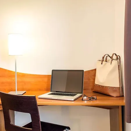 Ibis Centre Marlborough Street מלון 2*