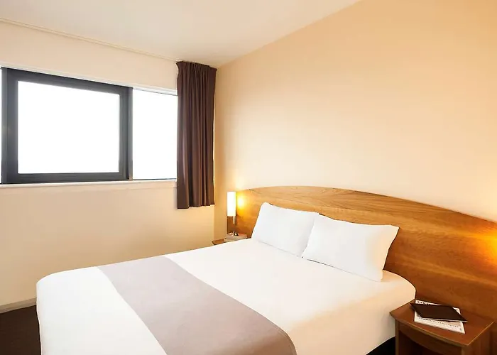 Ibis Centre Marlborough Street Hotel