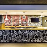 Ibis Centre Marlborough Street