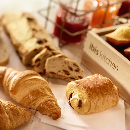 利兹中心马尔堡街宜必思酒店 酒店