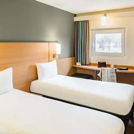 Ibis Centre Marlborough Street 2* לידס