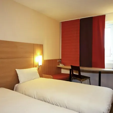Ibis Leeds Centre Marlborough Street Лідс