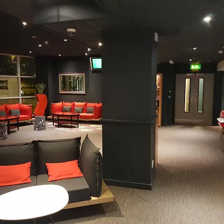 Ibis Leeds Centre Marlborough Street Лідс