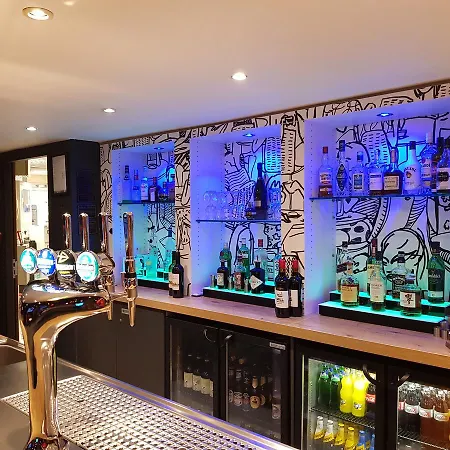Ibis Leeds Centre Marlborough Street 2*